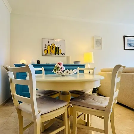 Portas Da Rocha T1 By Sweet Apartment